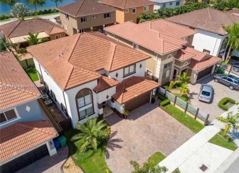 16588 SW 44 Street, Kendall, Florida image 2