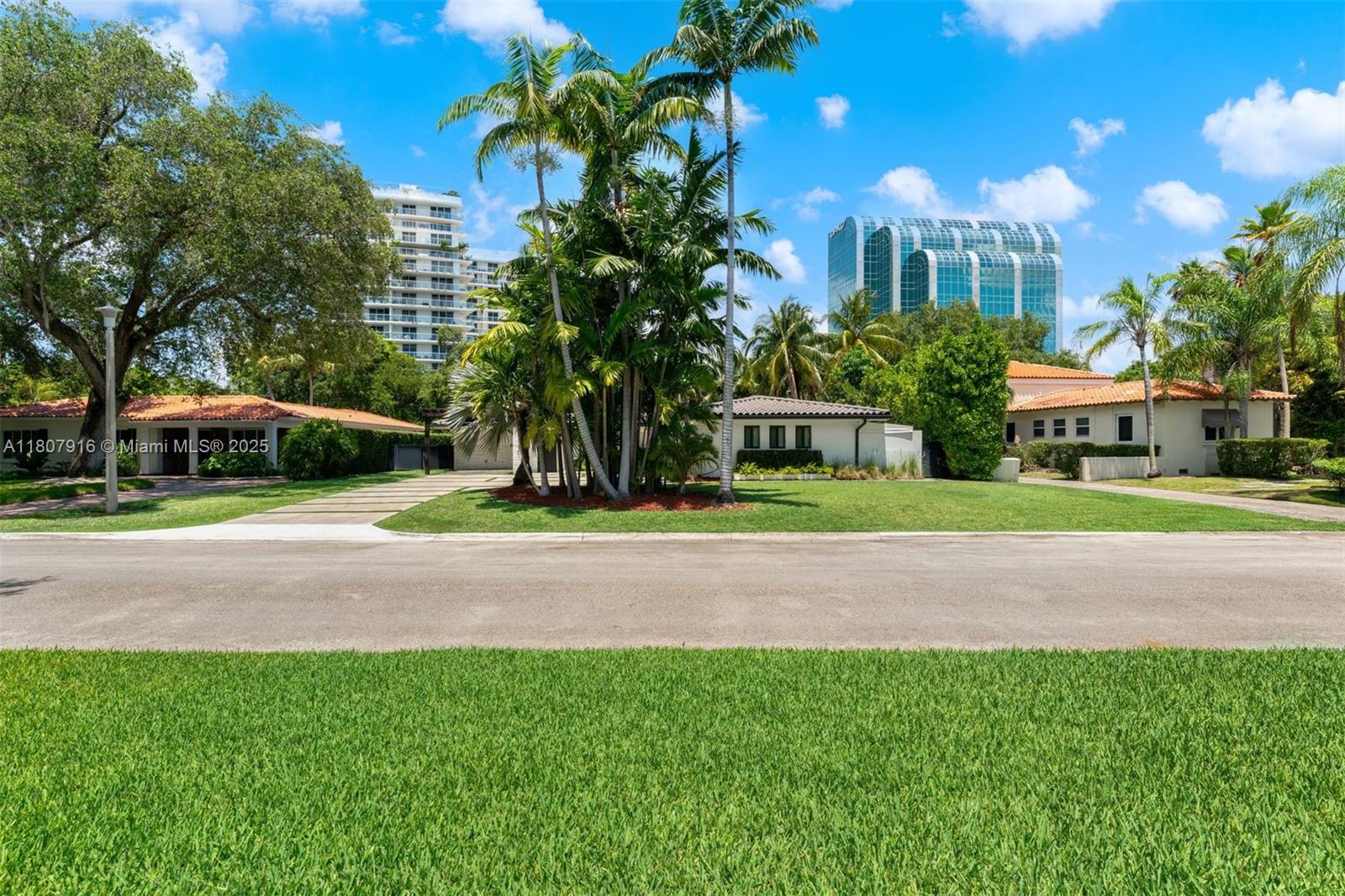 4250 Bay Point Rd, Miami, Florida image 2