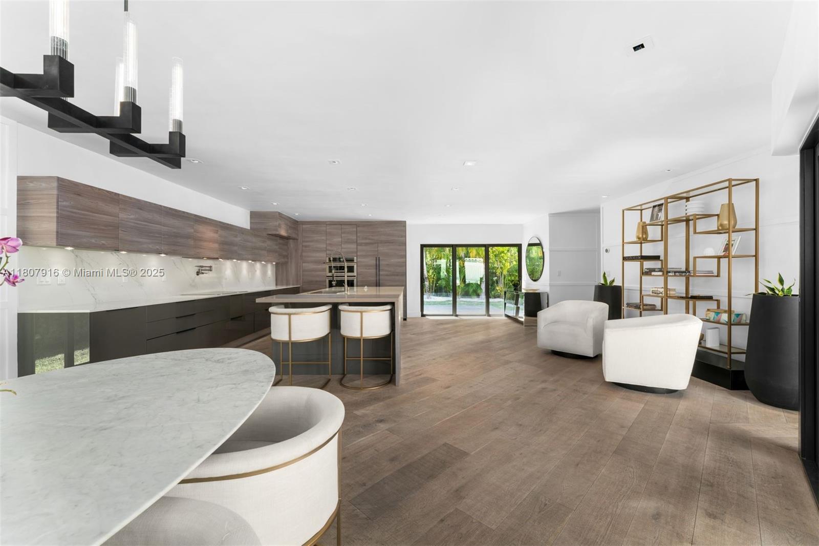 4250 Bay Point Rd, Miami, Florida image 6