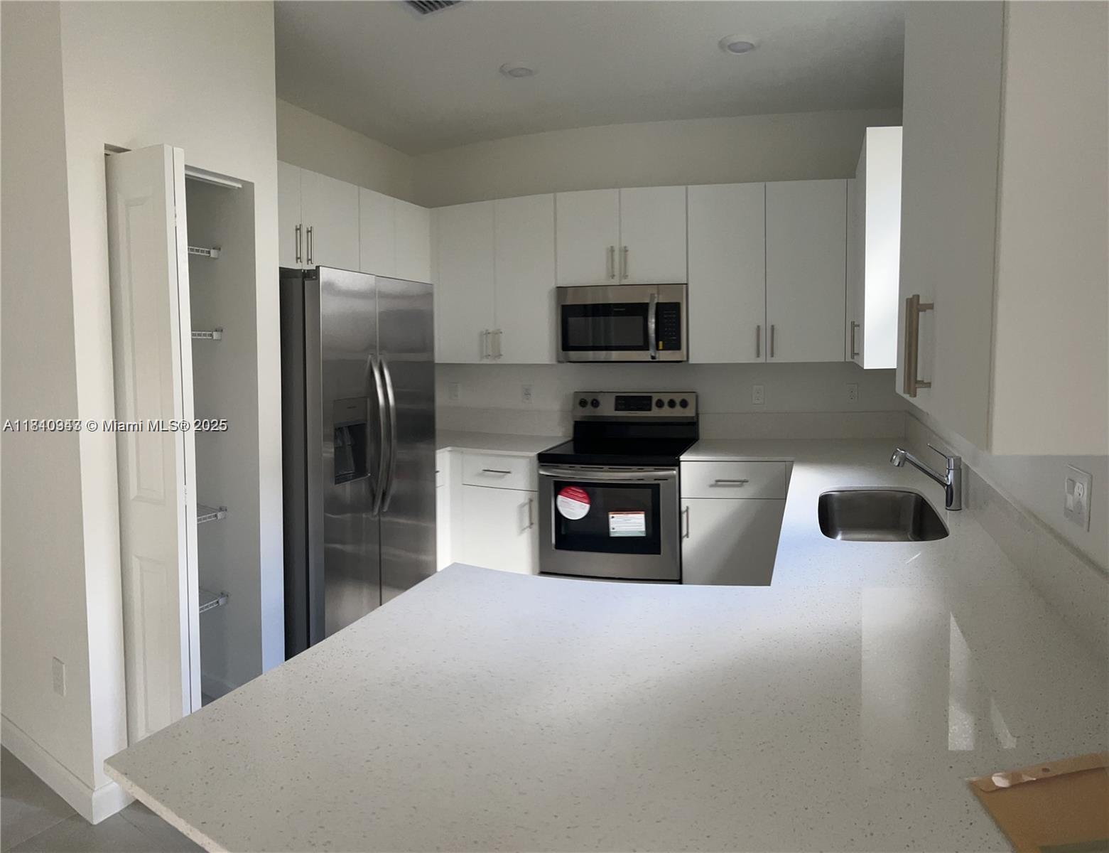 245 SW 159 Court, Pembroke Pines, Florida image 7