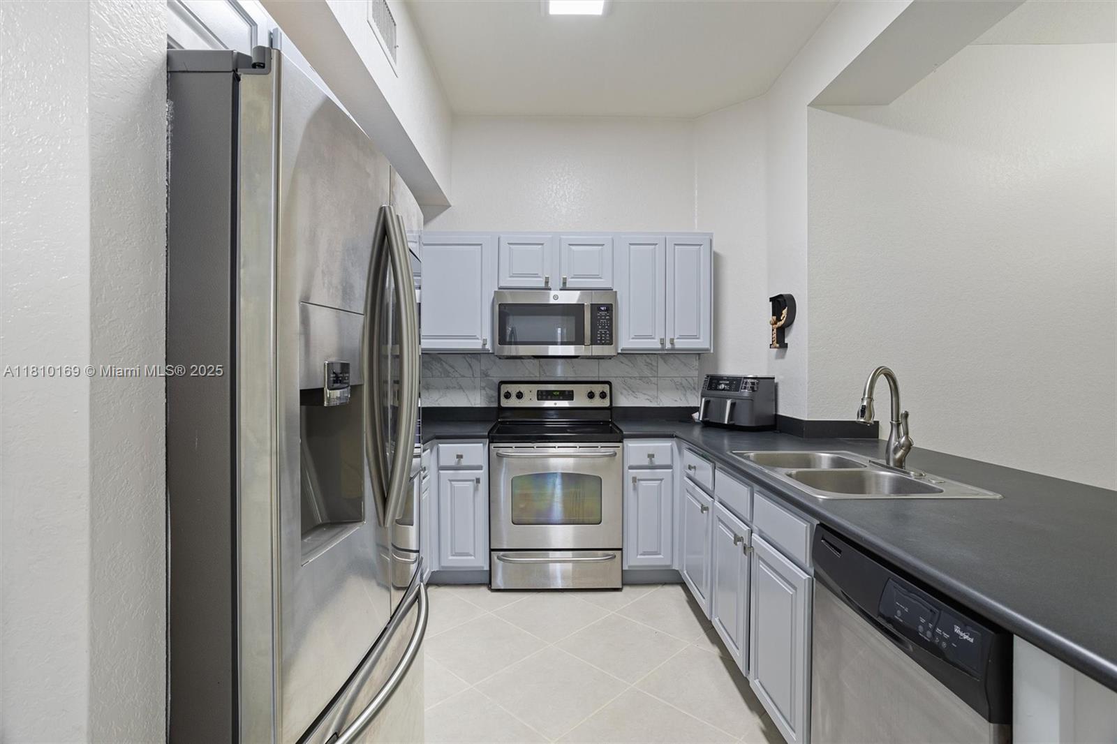 3340 Palomino Dr #214-2, Davie, Florida image 7