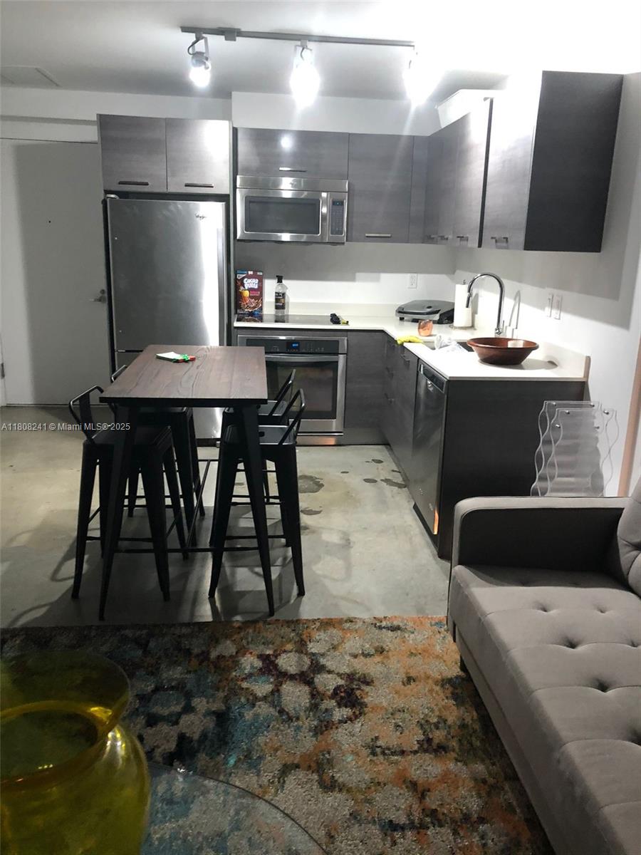 Property photo # 7