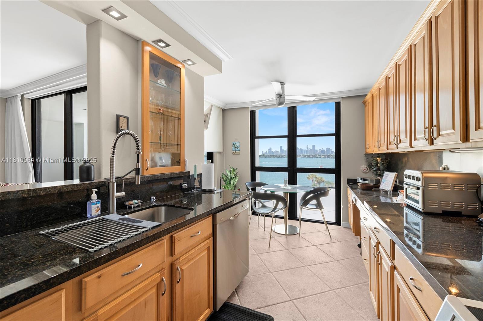 9 Island Ave #505, Miami Beach, Florida image 18