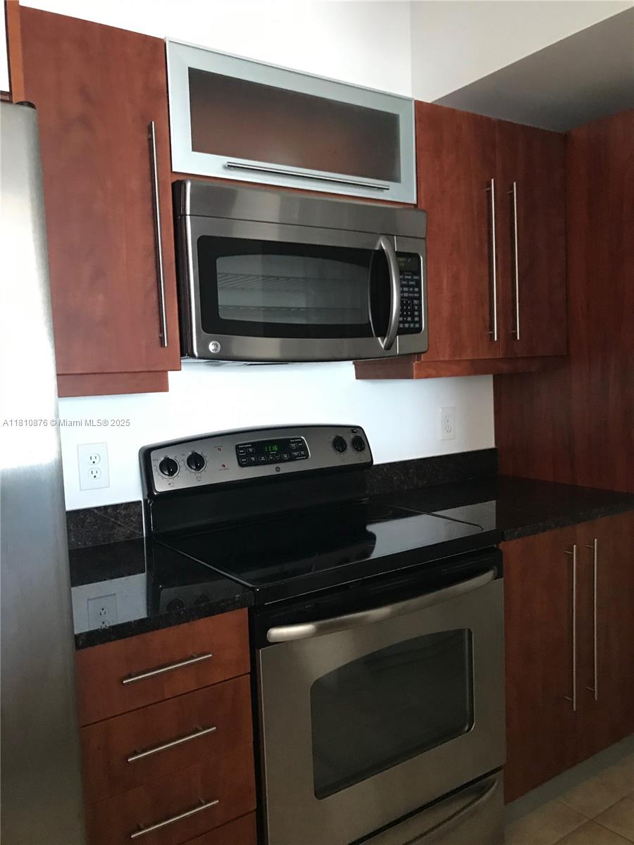 Property photo # 9