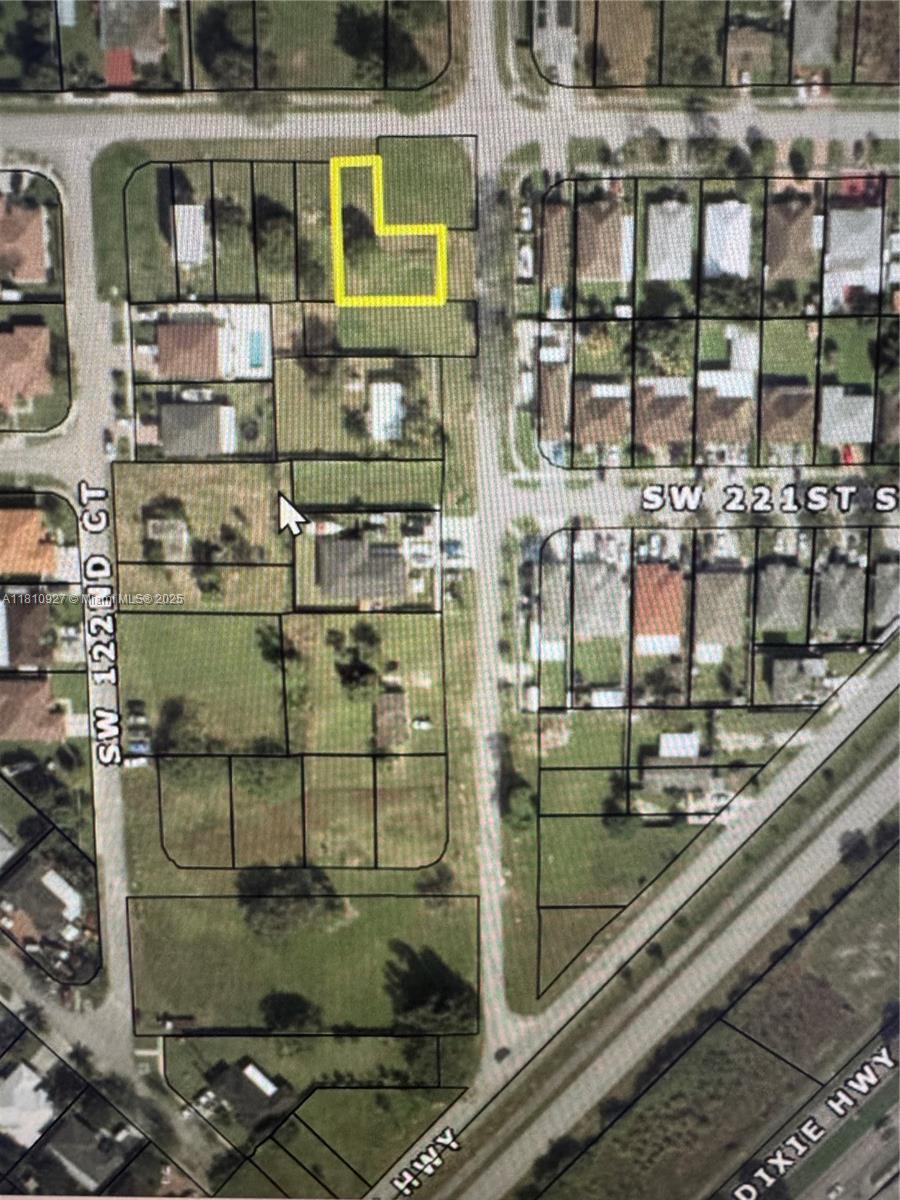 12208 SW 220th St, Miami, Florida image 1