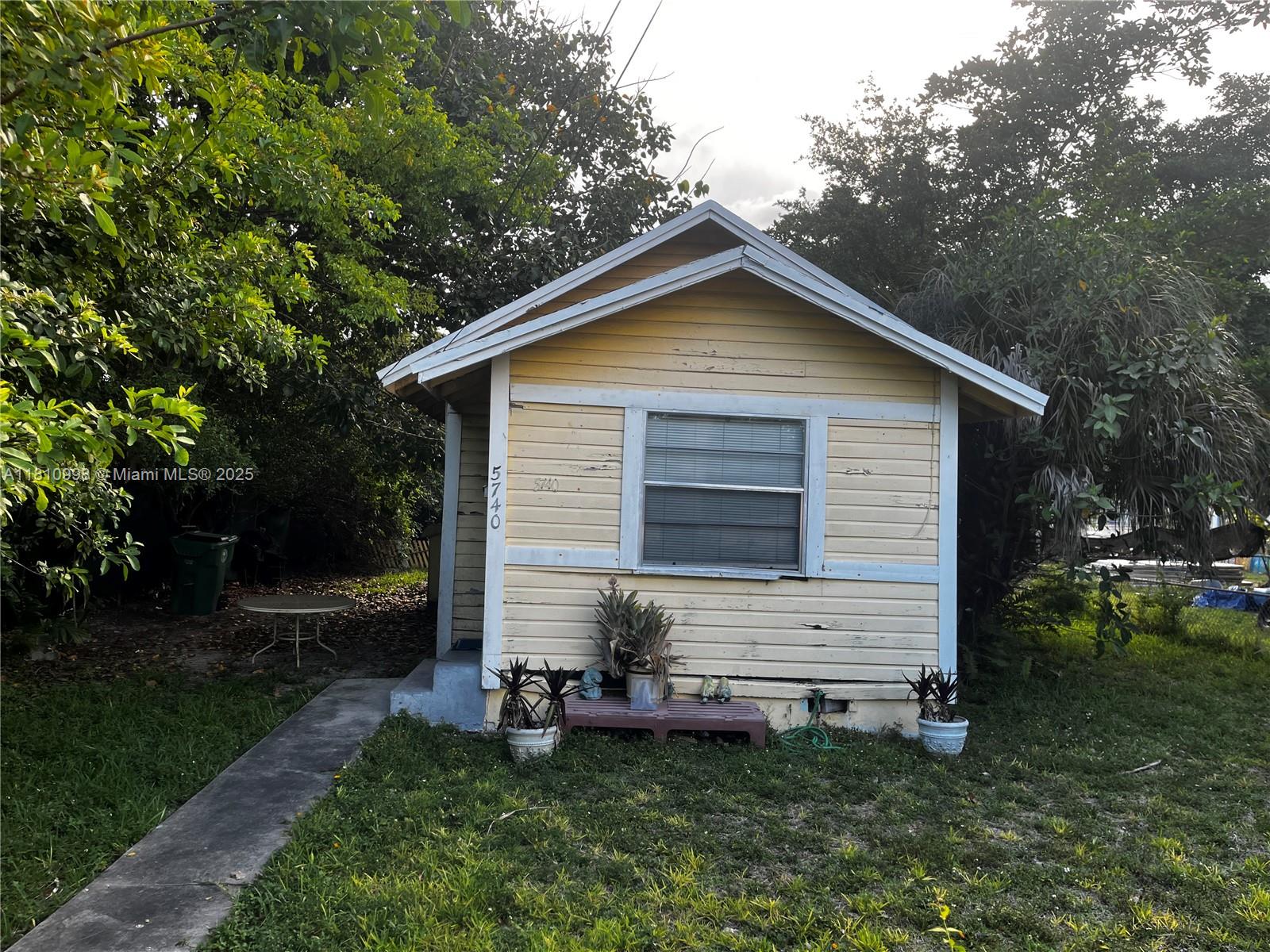 5740 NW 5th Ave, Miami, Florida image 14