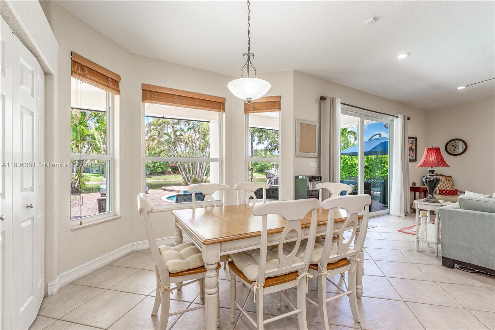 1824 NW 139th Ave, Pembroke Pines, Florida image 11
