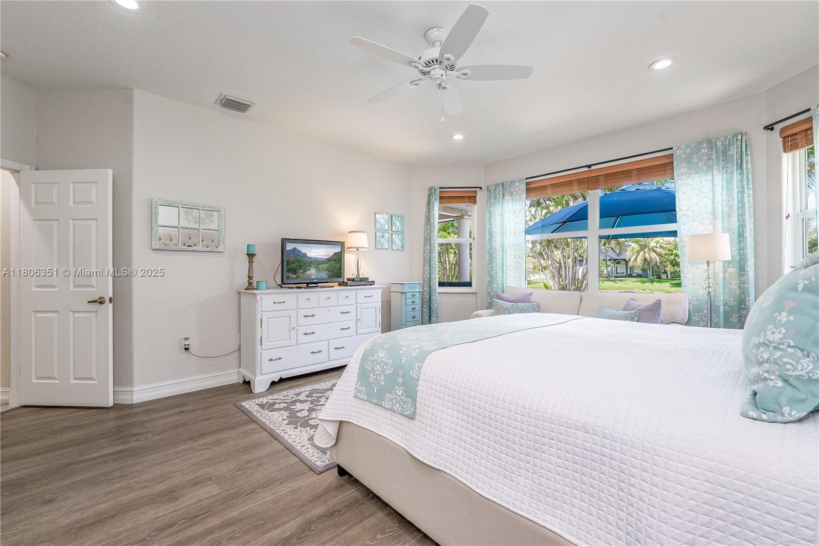 1824 NW 139th Ave, Pembroke Pines, Florida image 15