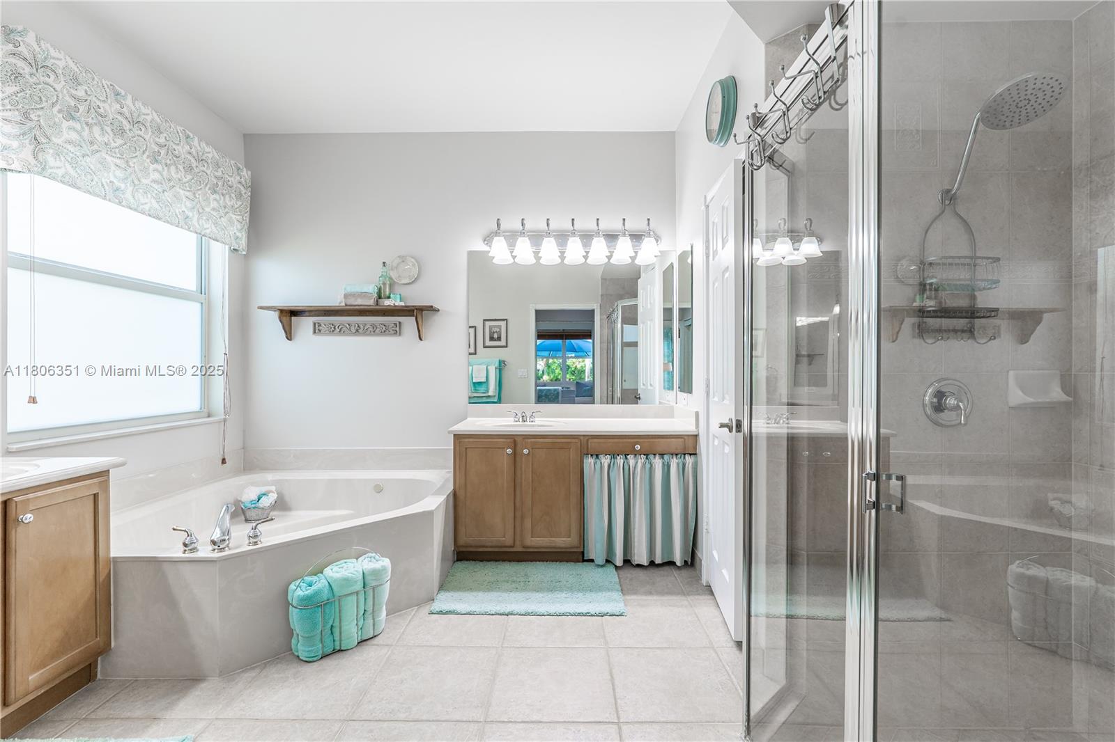 1824 NW 139th Ave, Pembroke Pines, Florida image 17