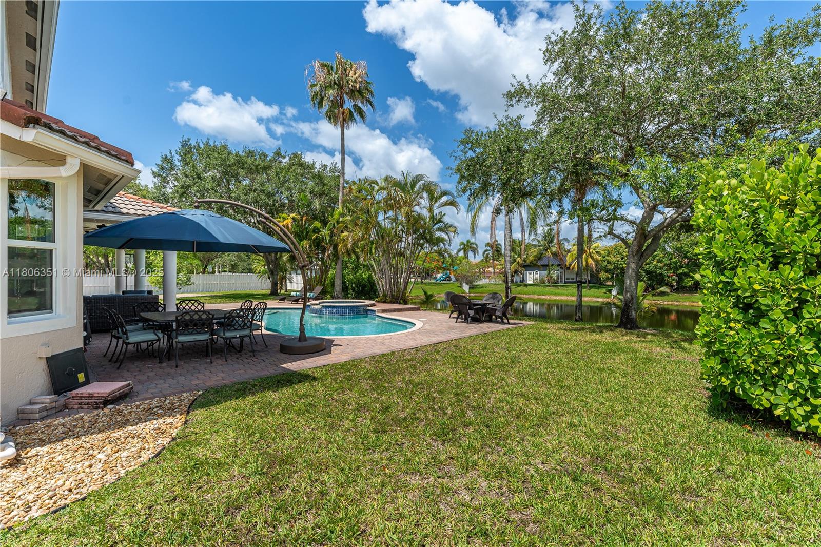 1824 NW 139th Ave, Pembroke Pines, Florida image 34