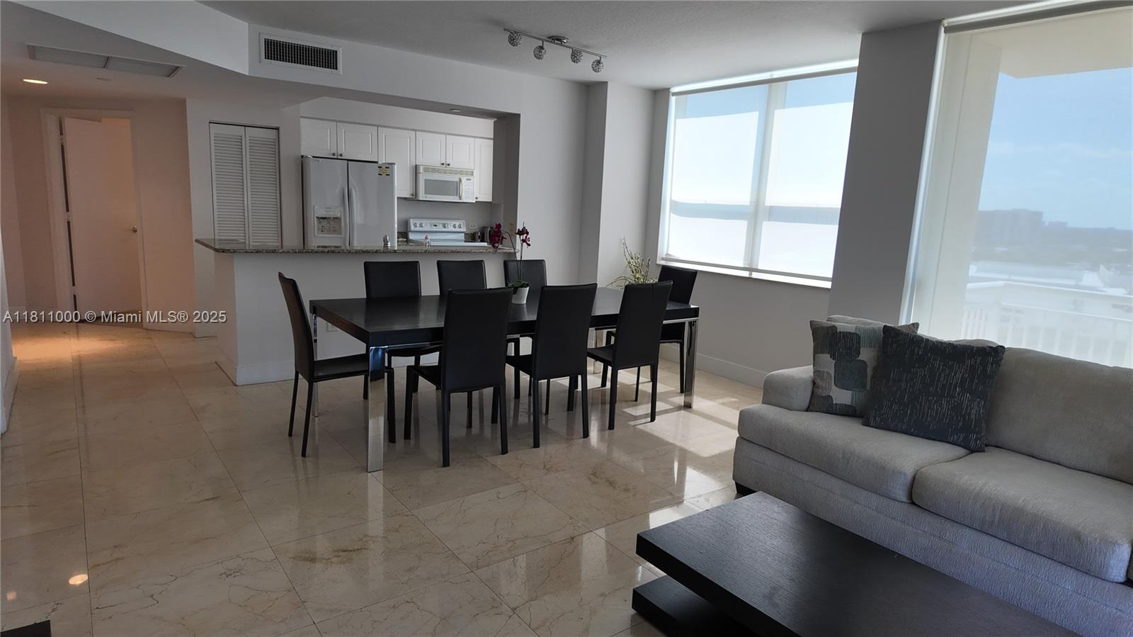19501 W Country Club Dr #1213, Aventura, Florida image 18