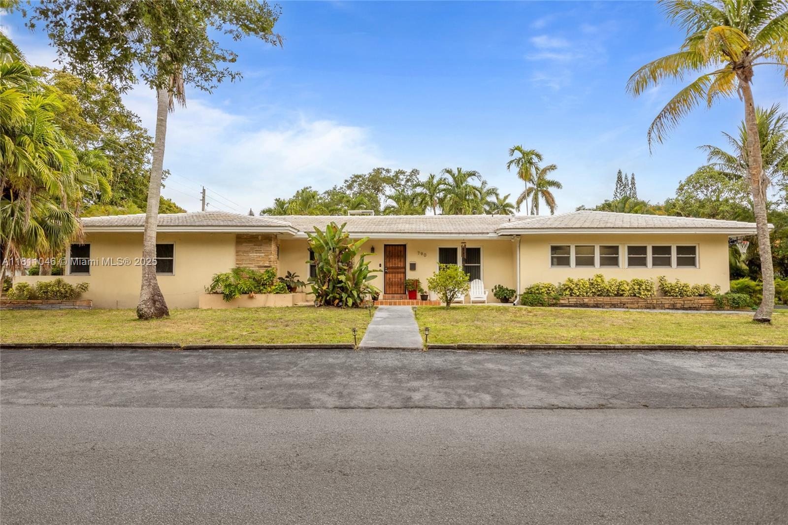 Property photo # 0