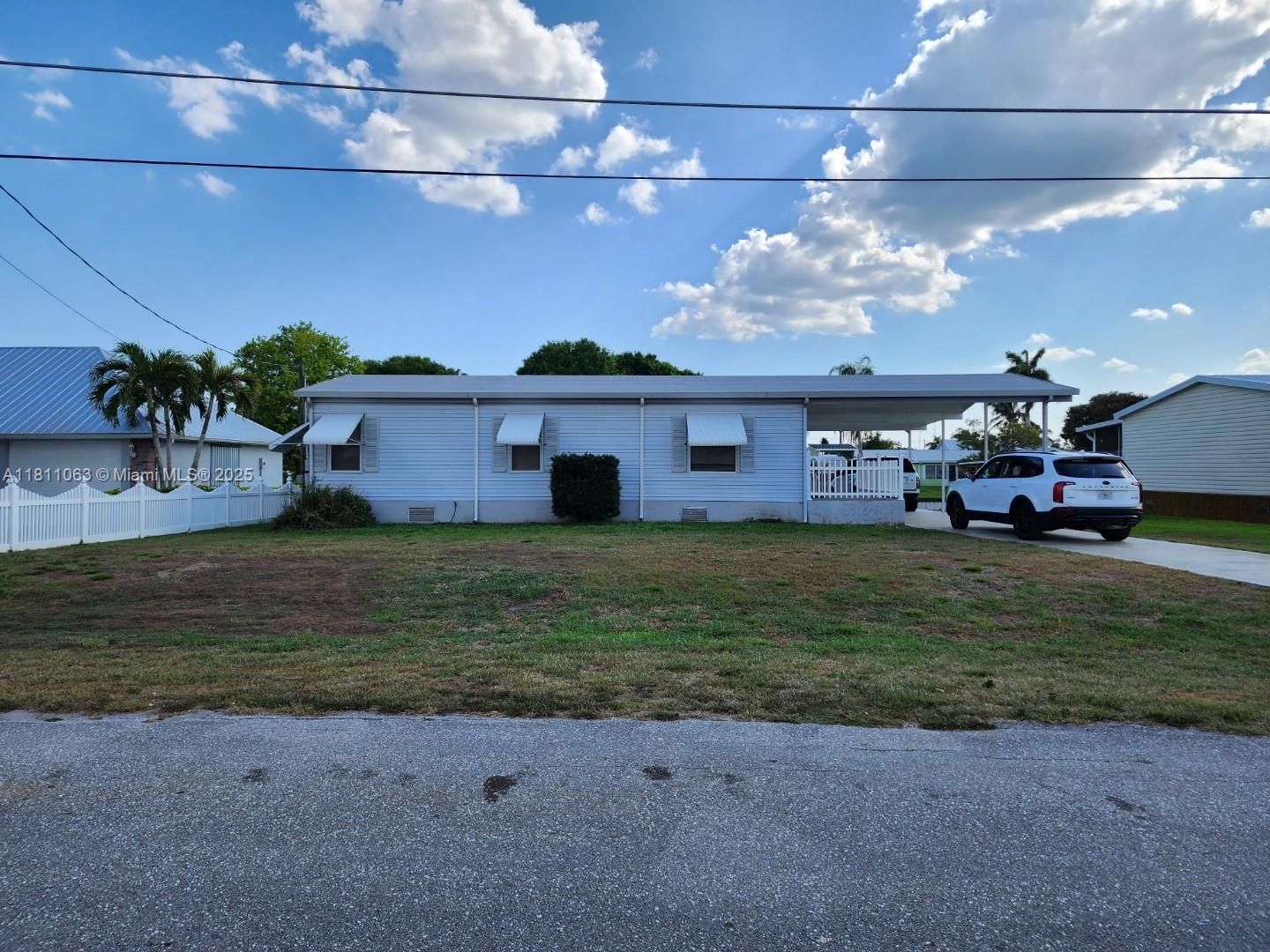 Property photo # 1
