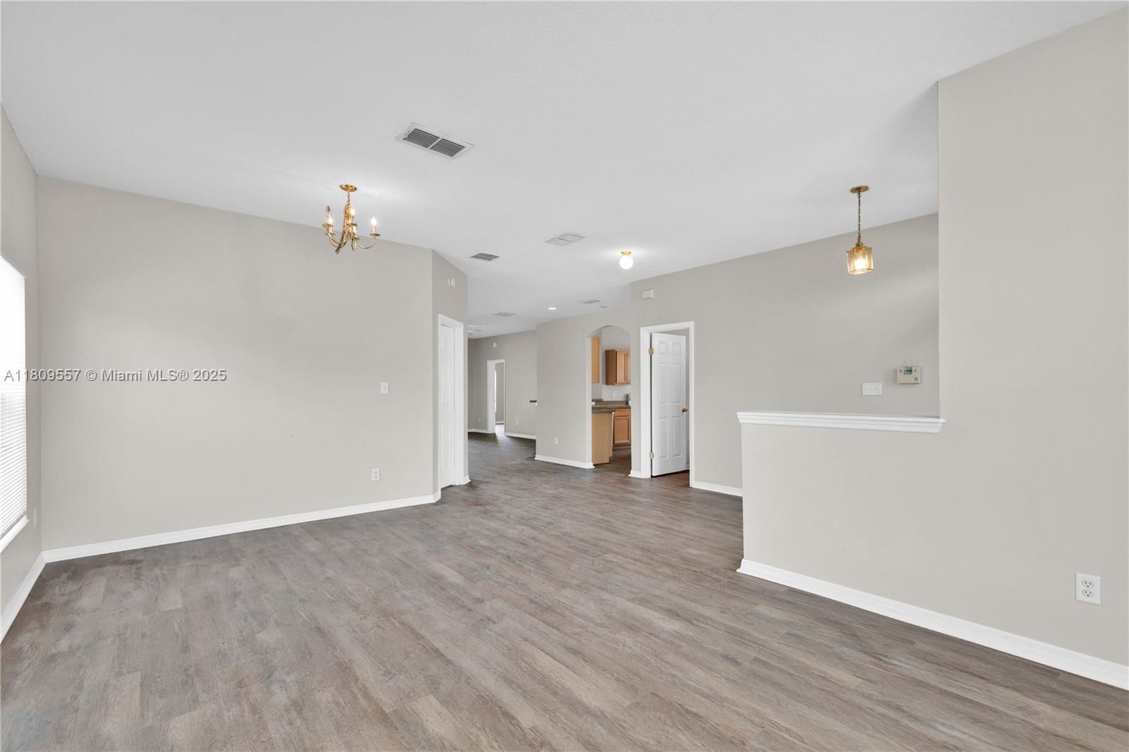 7974 Niagara Falls Ct, Orlando, Florida image 2