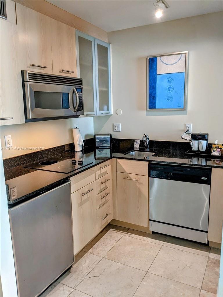 2670 E Sunrise Blvd #523, Fort Lauderdale, Florida image 6