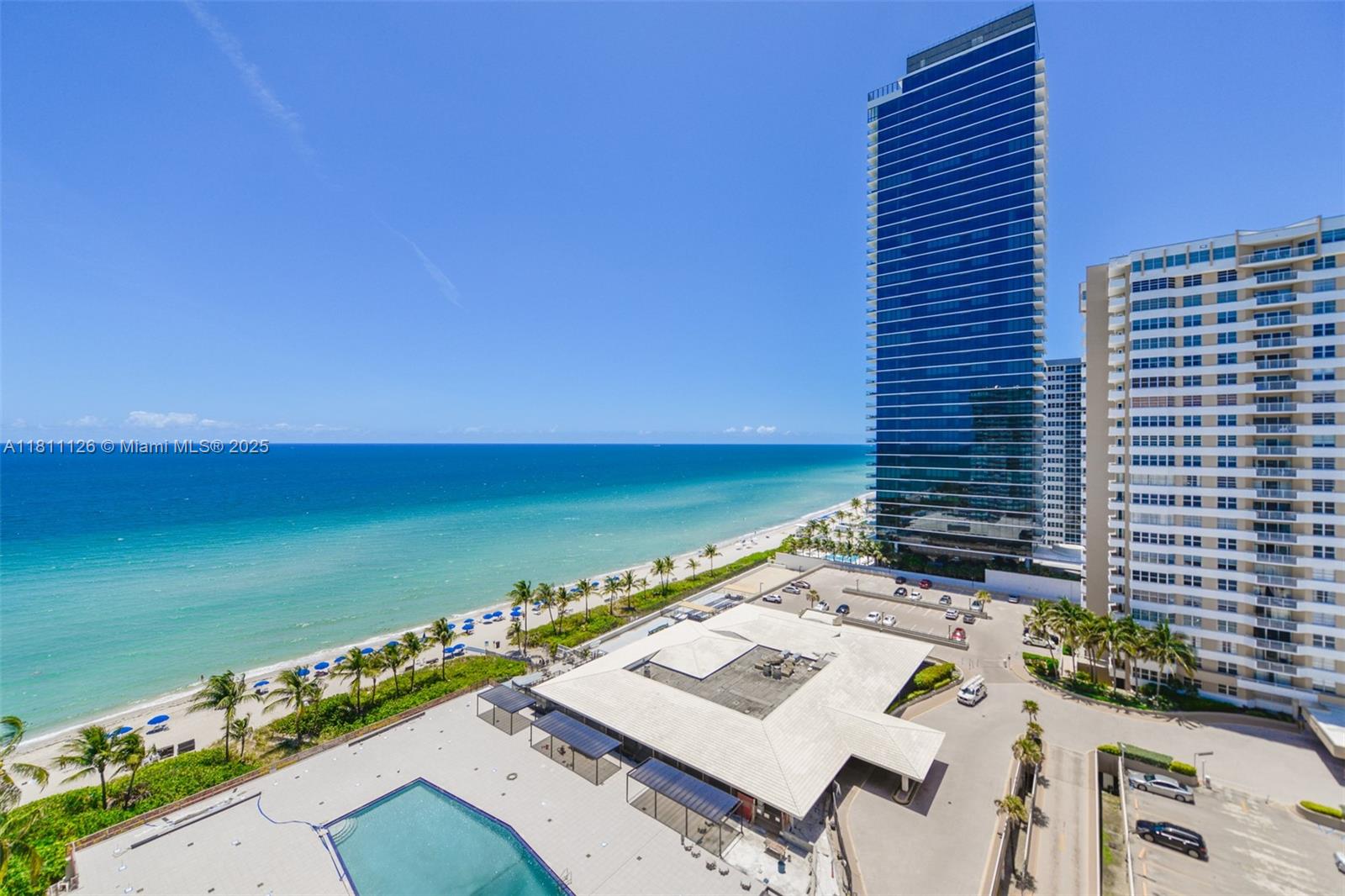 Condo for Sale in Hallandale Beach, FL