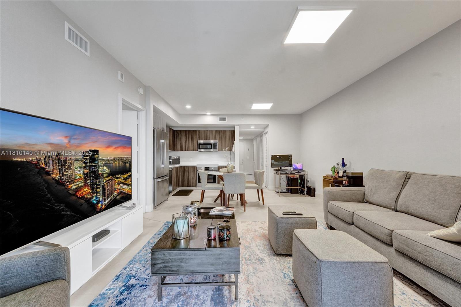 Property photo # 6