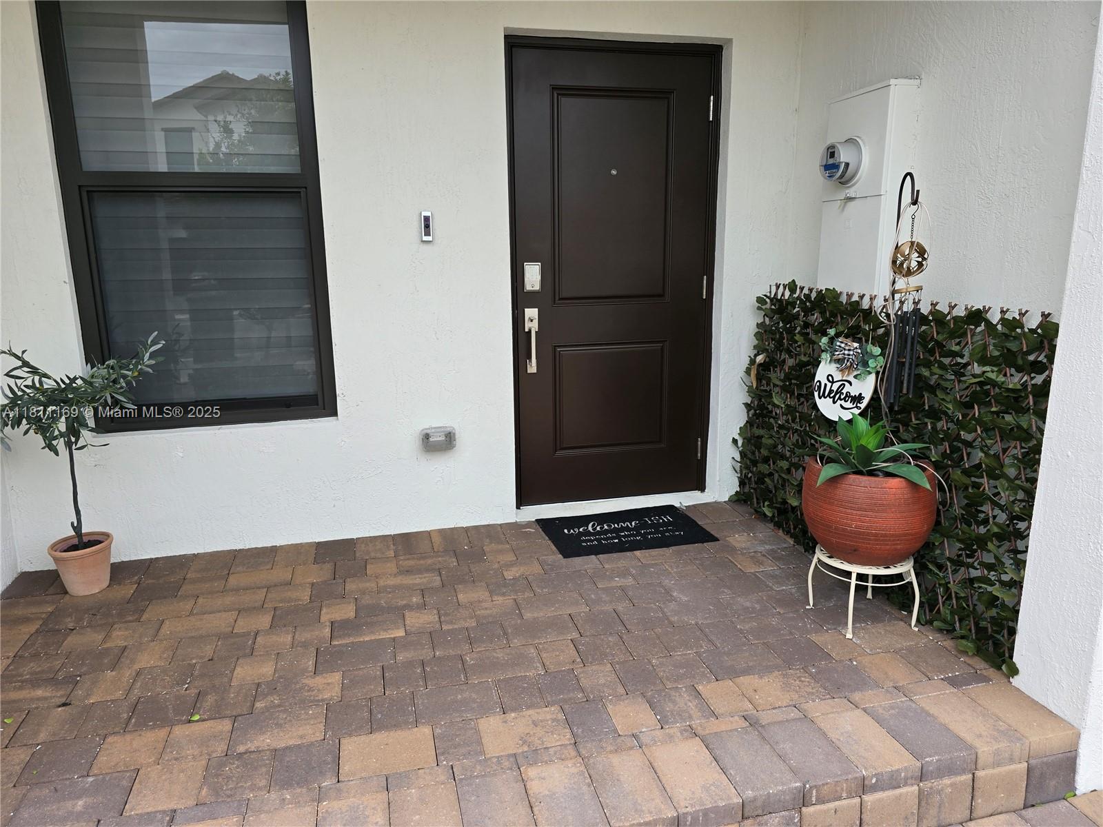 Residential, Pembroke Pines, Florida image 2
