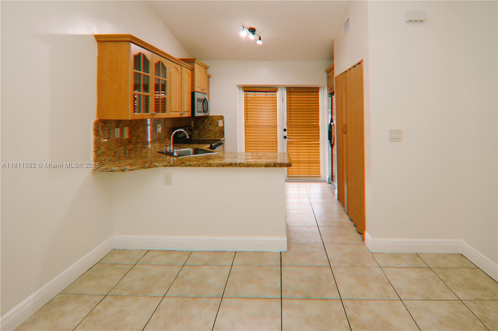 7191 W 24th Ave #31-PH7, Hialeah, Florida image 7