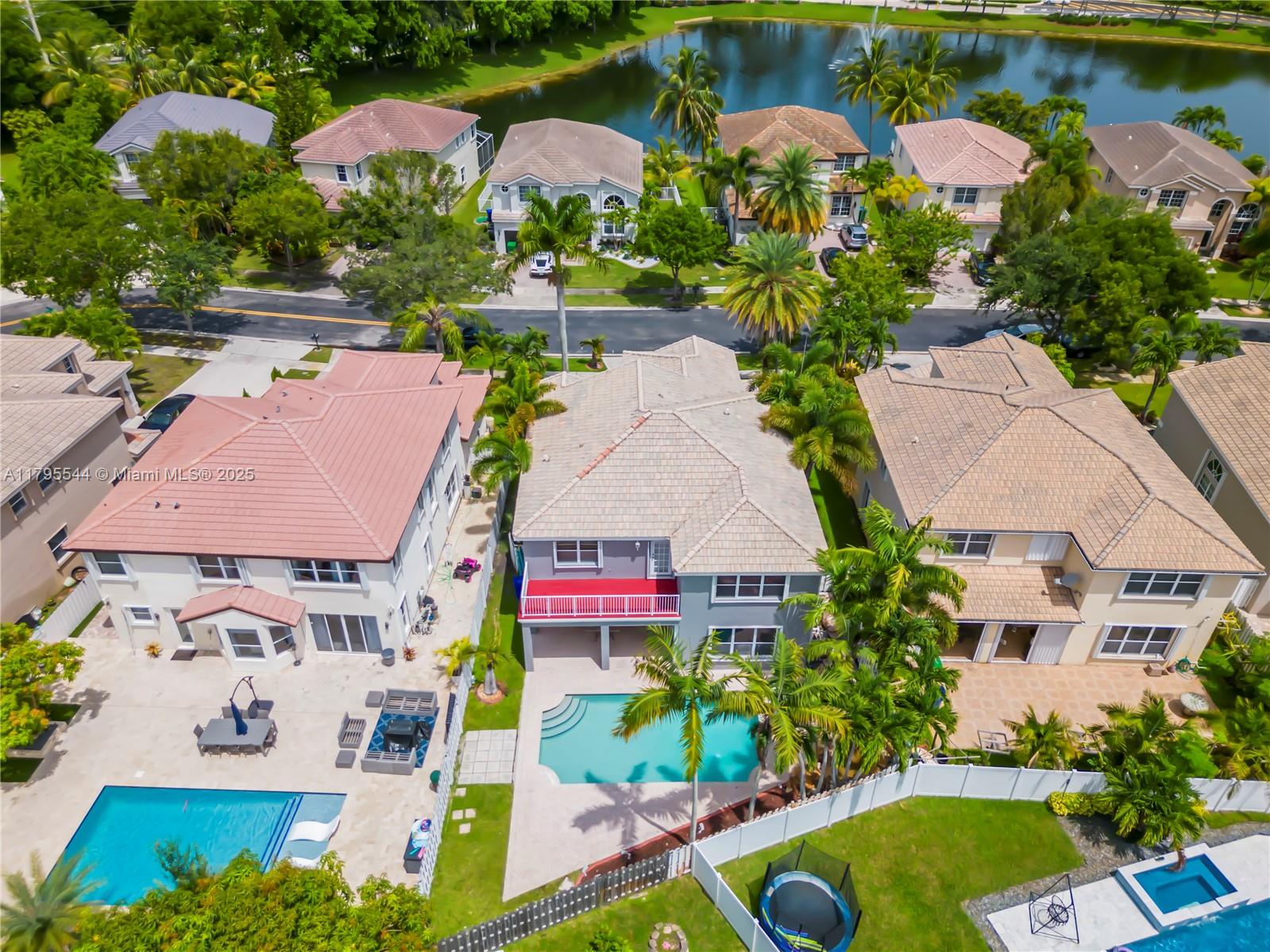 15862 SW 24th St, Miramar, Florida image 48