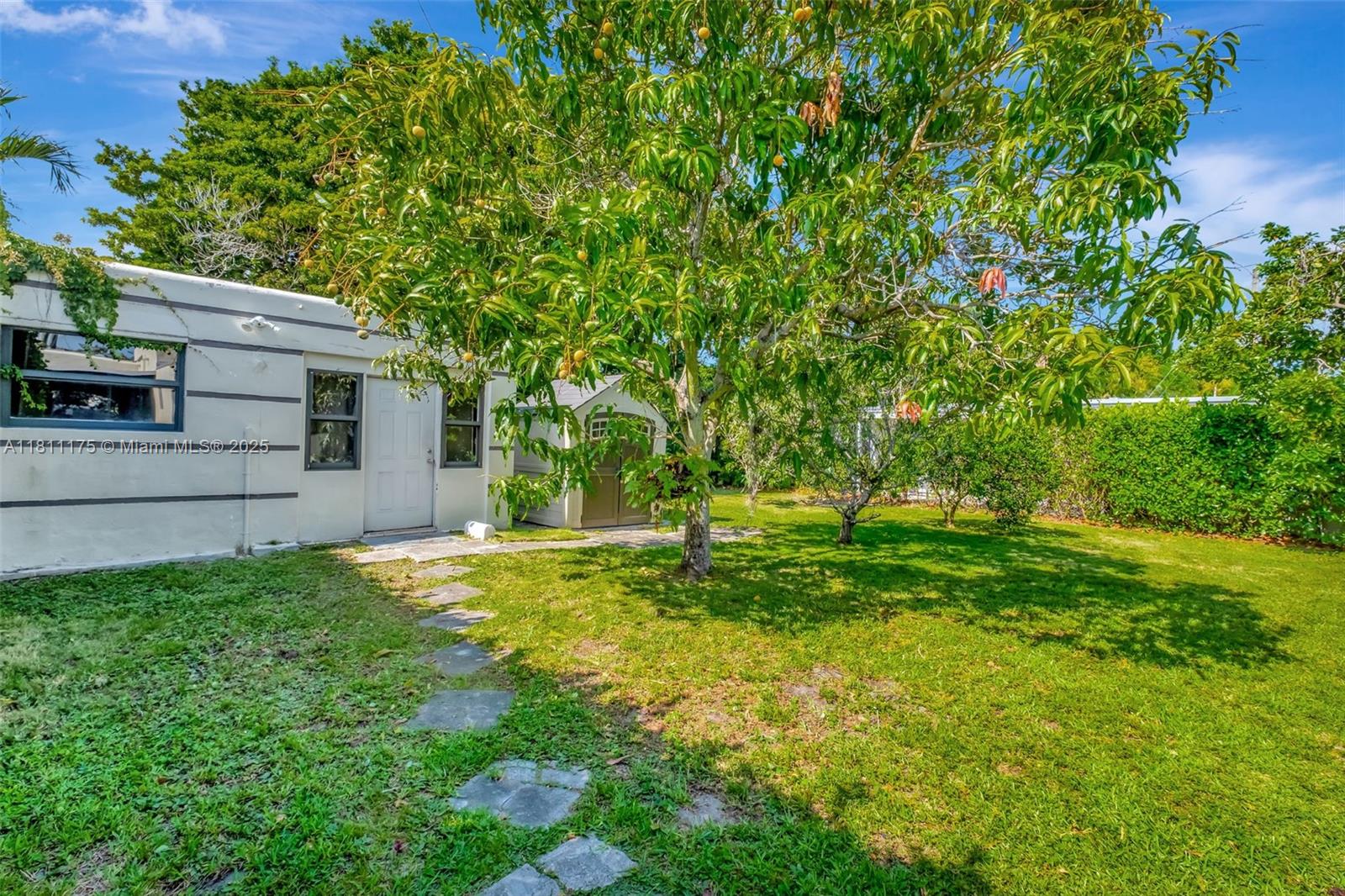 2763 NW 3rd St, Miami, Florida image 17