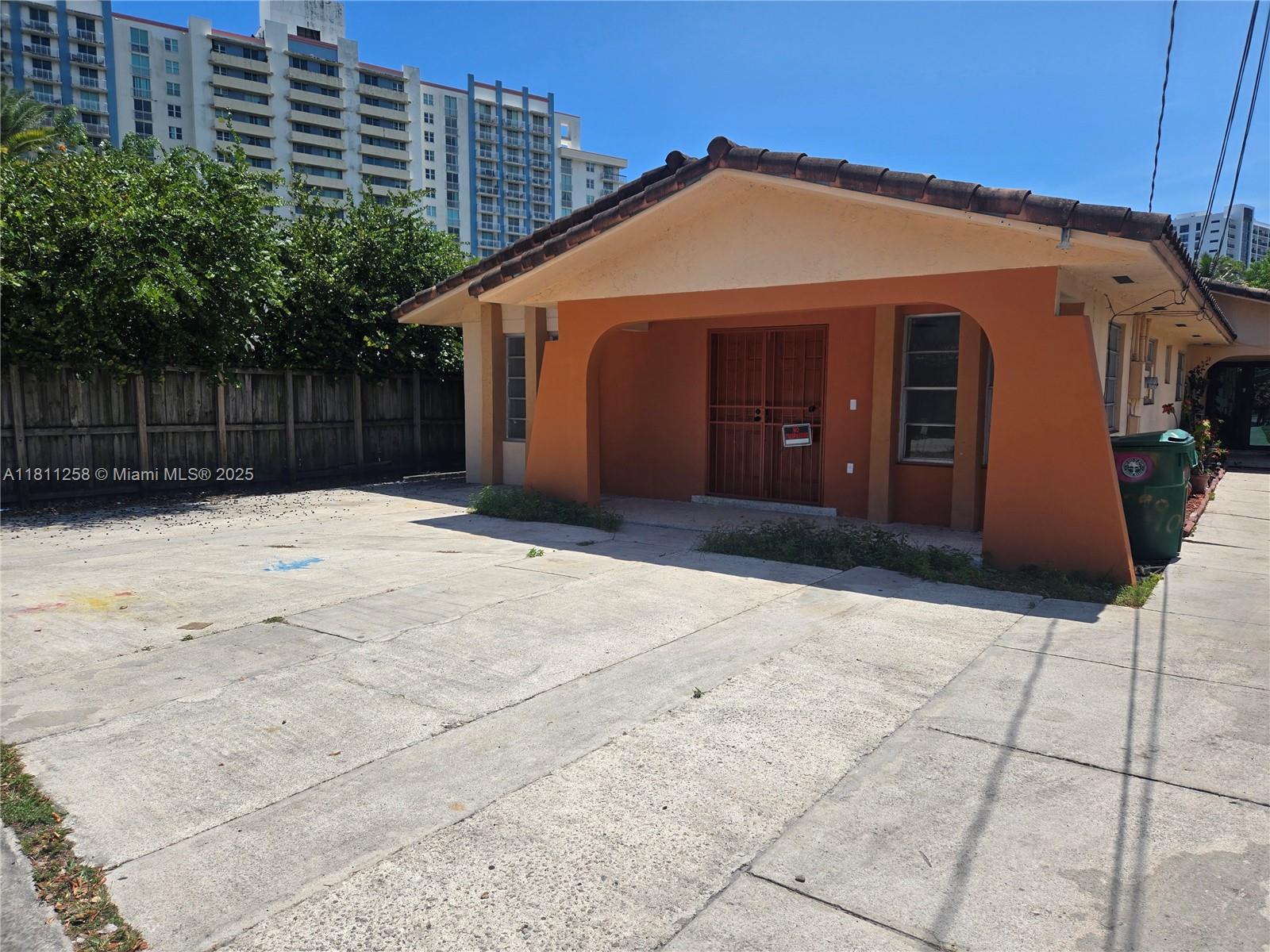 Property photo # 1
