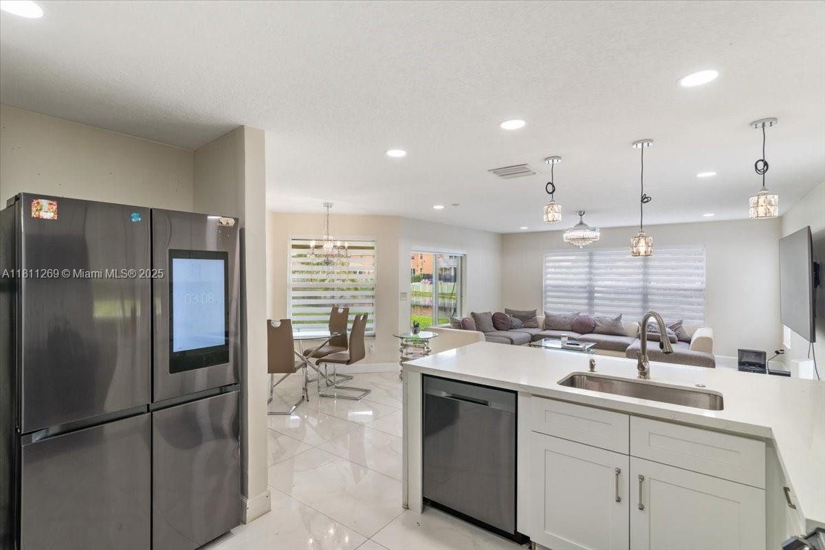 16466 SW 29th St, Miramar, Florida image 35