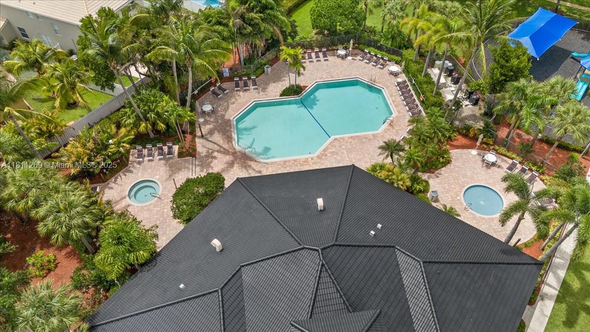 16466 SW 29th St, Miramar, Florida image 4