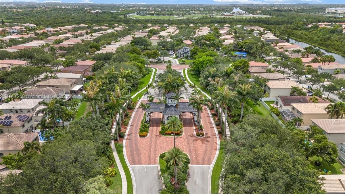 16466 SW 29th St, Miramar, Florida image 6