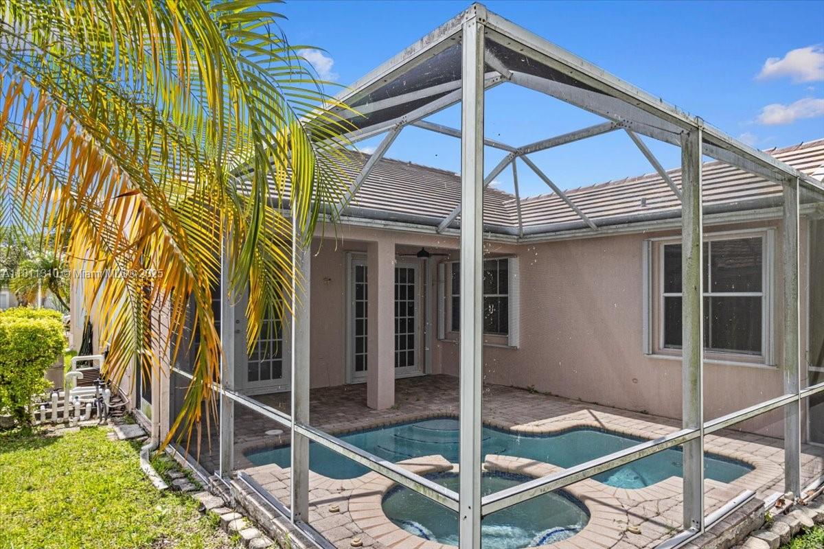 930 Briar Ridge Rd, Weston, Florida image 14