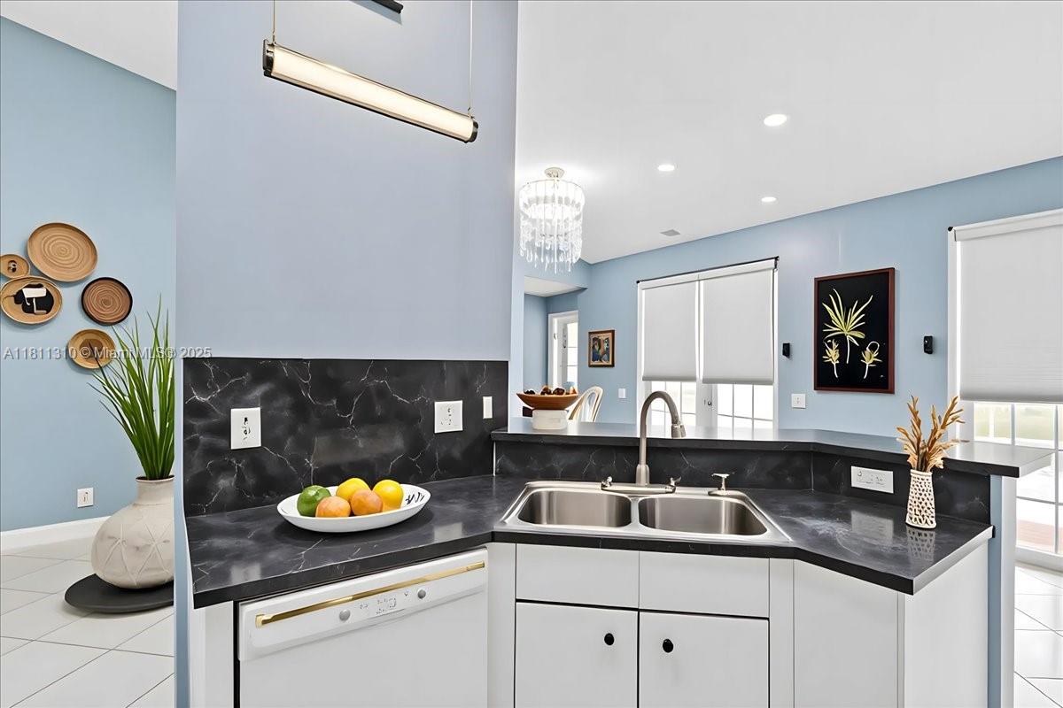 930 Briar Ridge Rd, Weston, Florida image 38