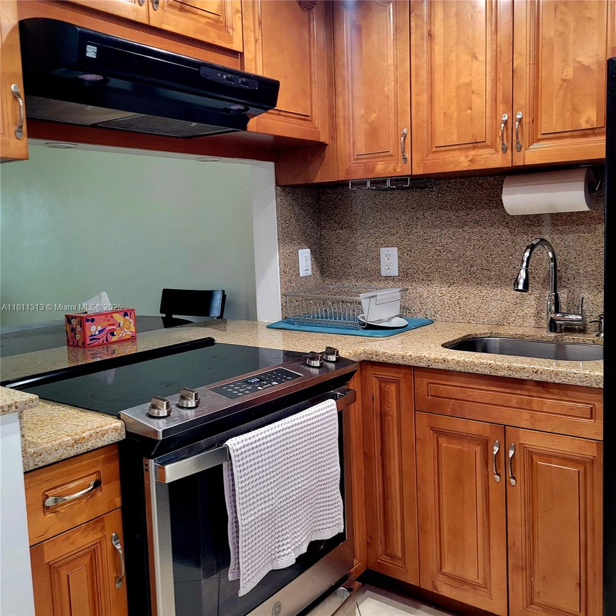 2905 Point East Dr #L402, Aventura, Florida image 21