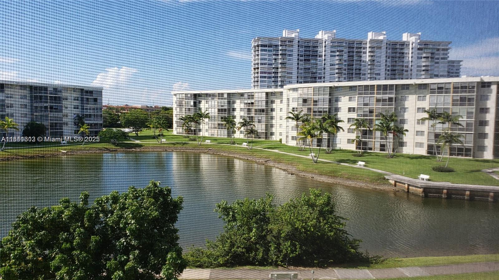 2905 Point East Dr #L402, Aventura, Florida image 3