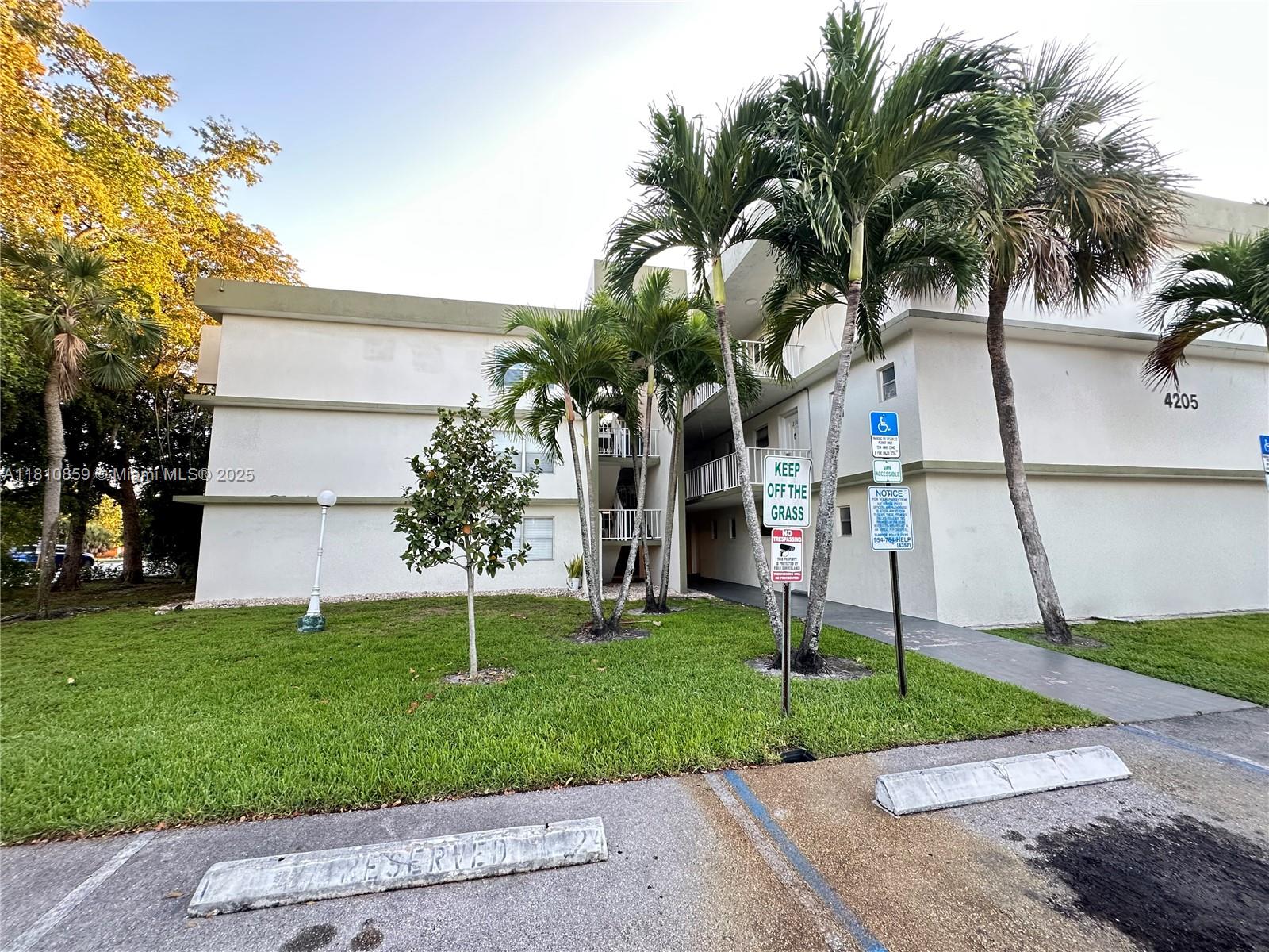 4205 University Dr Unit 308, Sunrise, Florida 33351