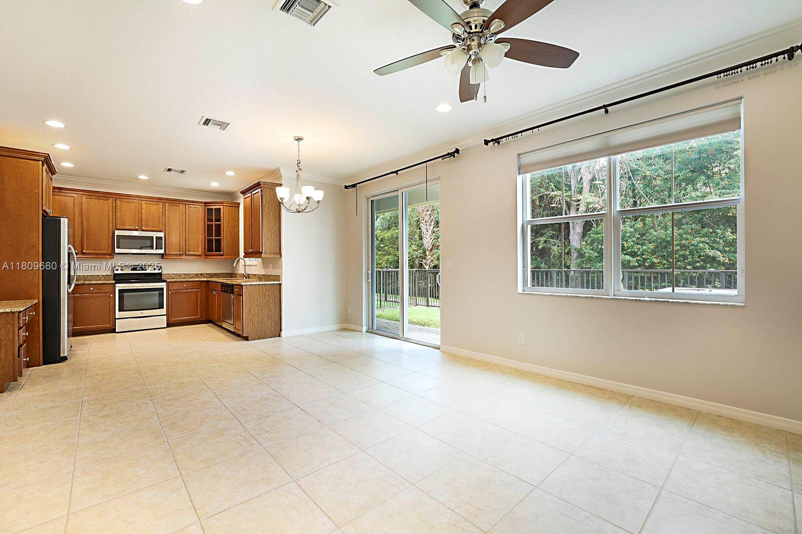 4631 Mediterranean Cir, Palm Beach Gardens, Florida image 7