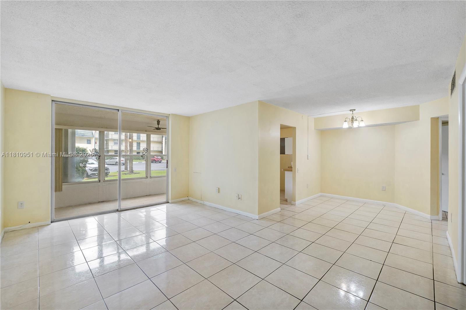 9091 Lime Bay Blvd #110, Tamarac, Florida image 15