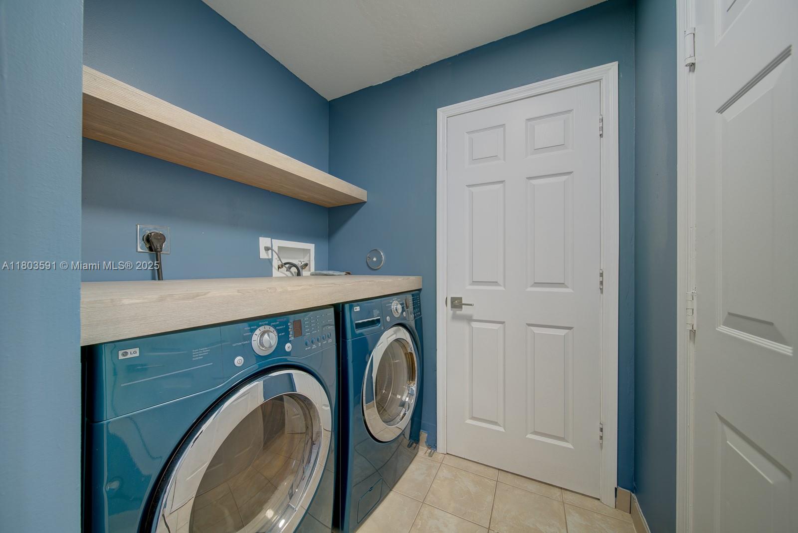 Property photo # 9