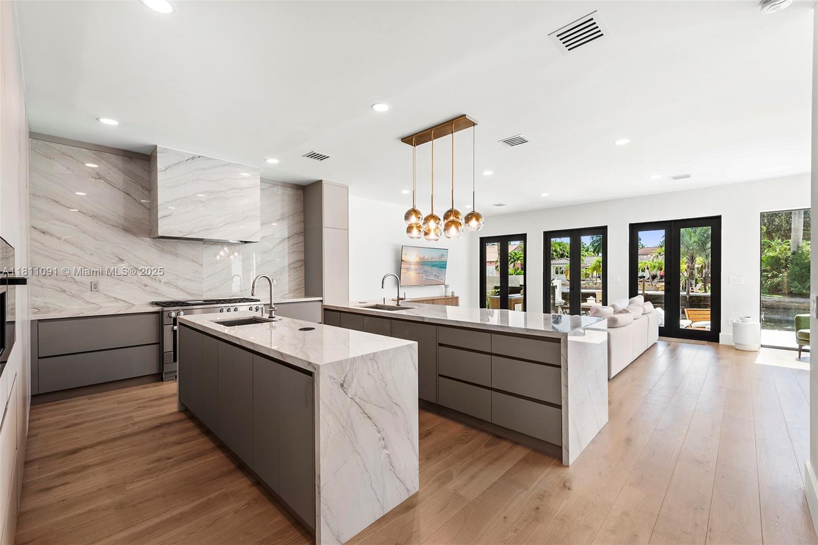 324 Coconut Isle Dr, Fort Lauderdale, Florida image 19