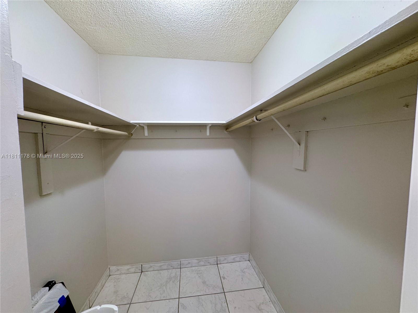 5555 Collins Ave #6E, Miami Beach, Florida image 12