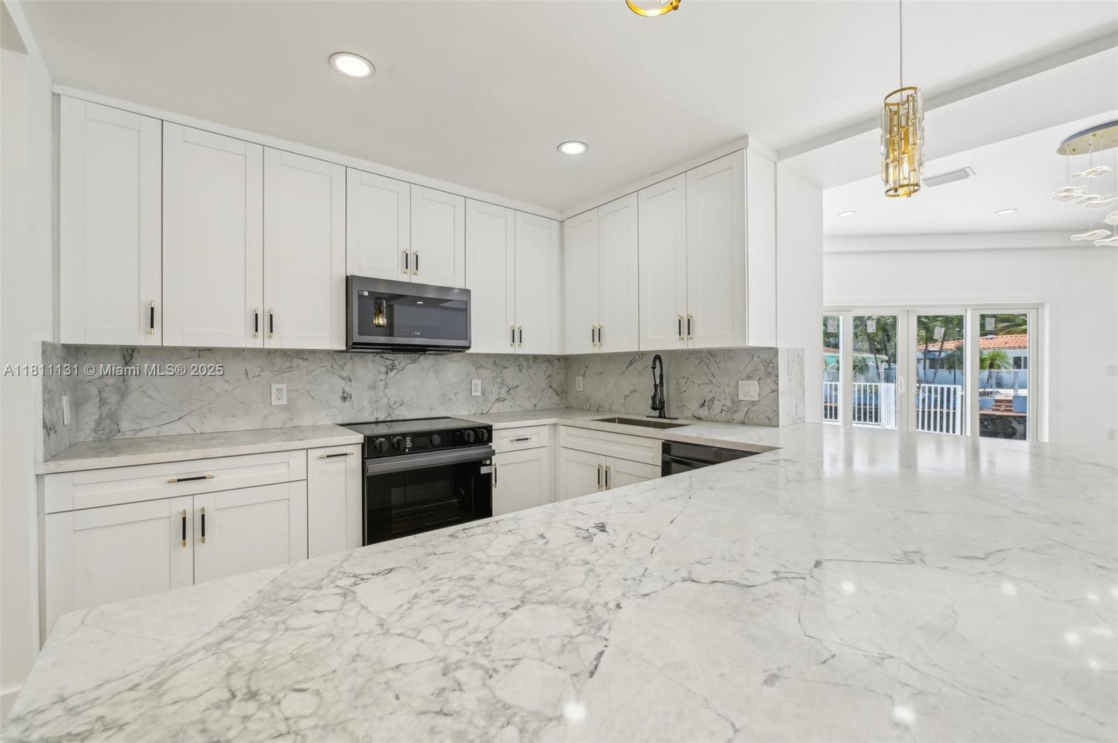 2001 SW 23rd Ave, Fort Lauderdale, Florida image 18