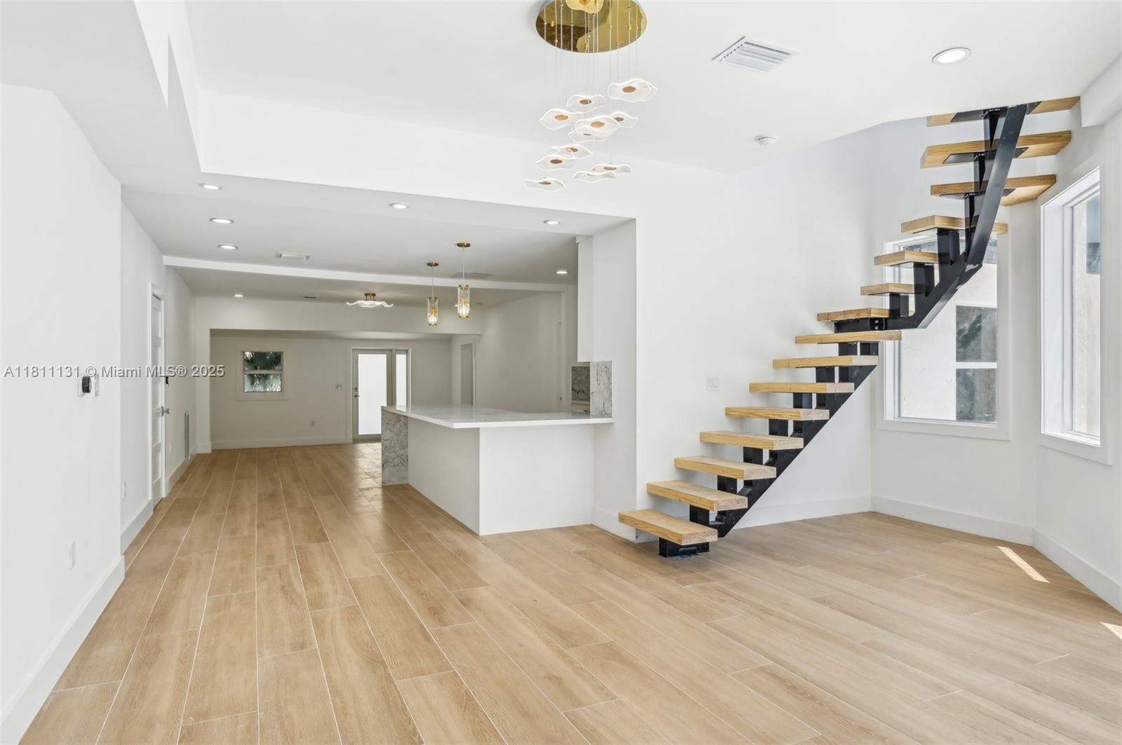 2001 SW 23rd Ave, Fort Lauderdale, Florida image 25