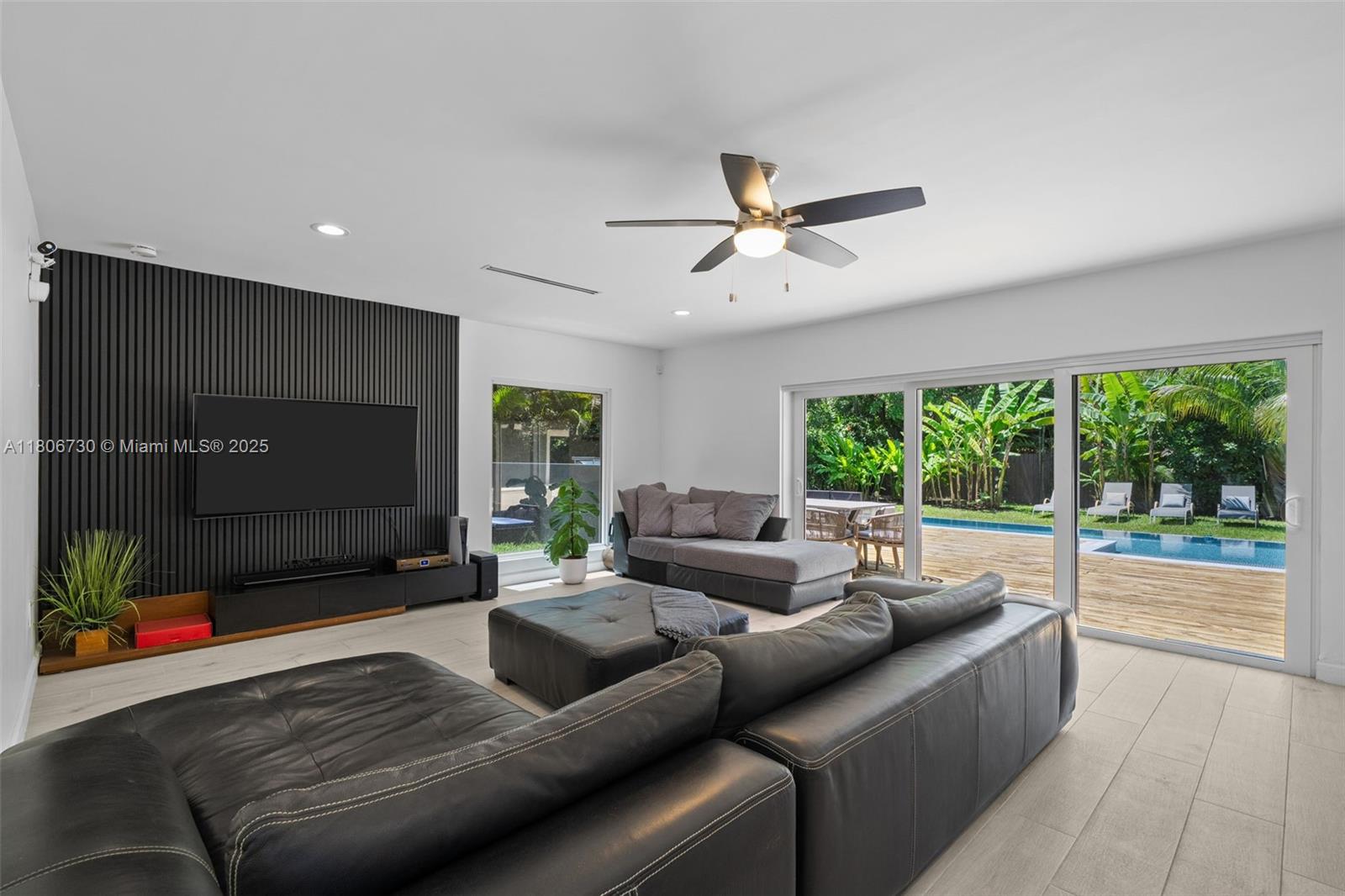 5943 SW 62nd St, South Miami, Florida image 5