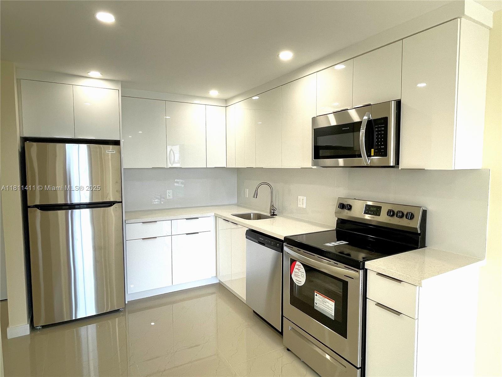 Property photo # 0