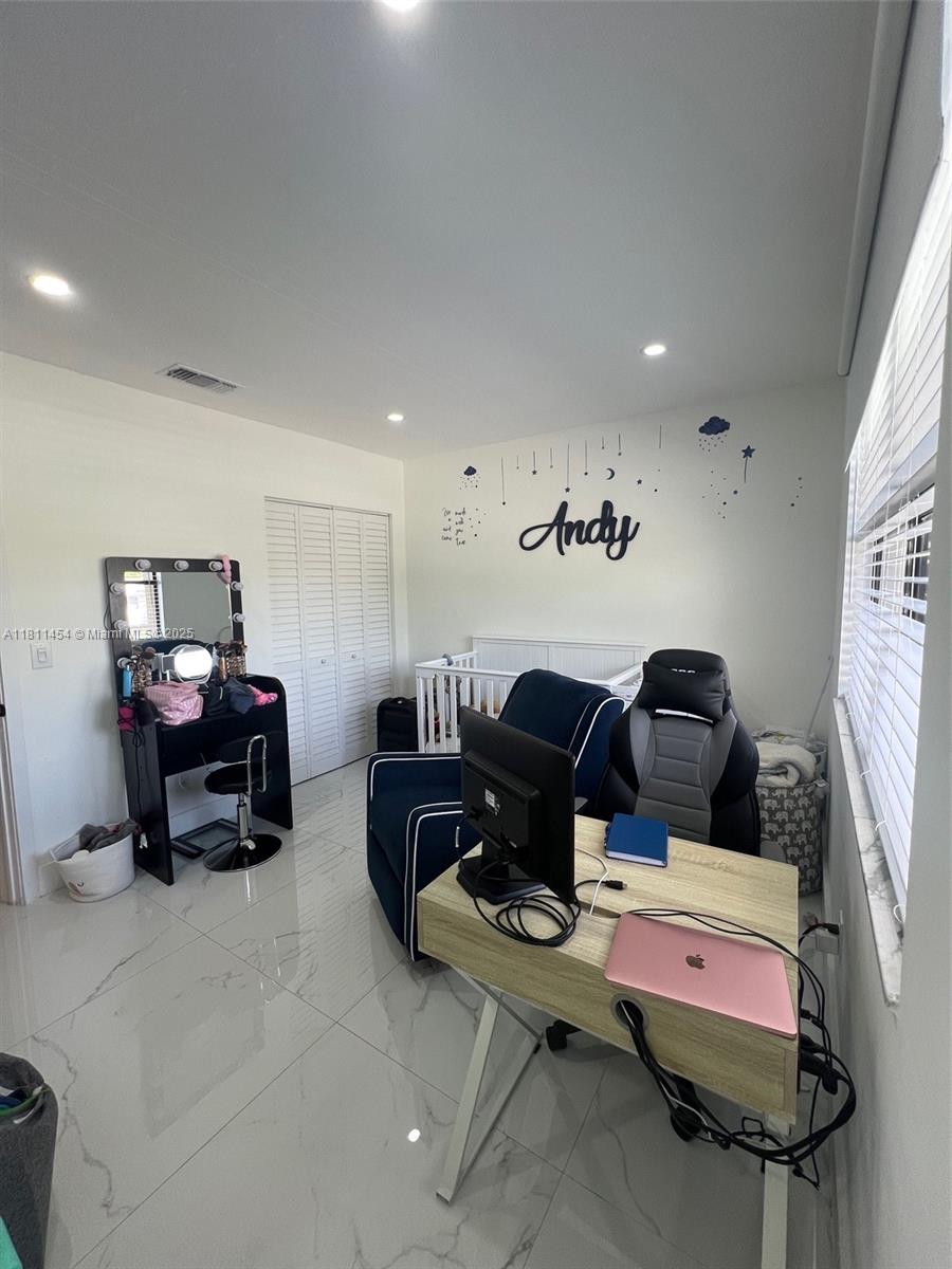 721 NW 105th Ter #721, Pembroke Pines, Florida image 16