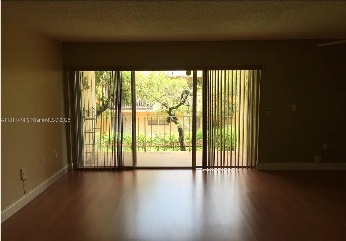 9365 Fontainebleau Blvd #E225, Miami, Florida image 2