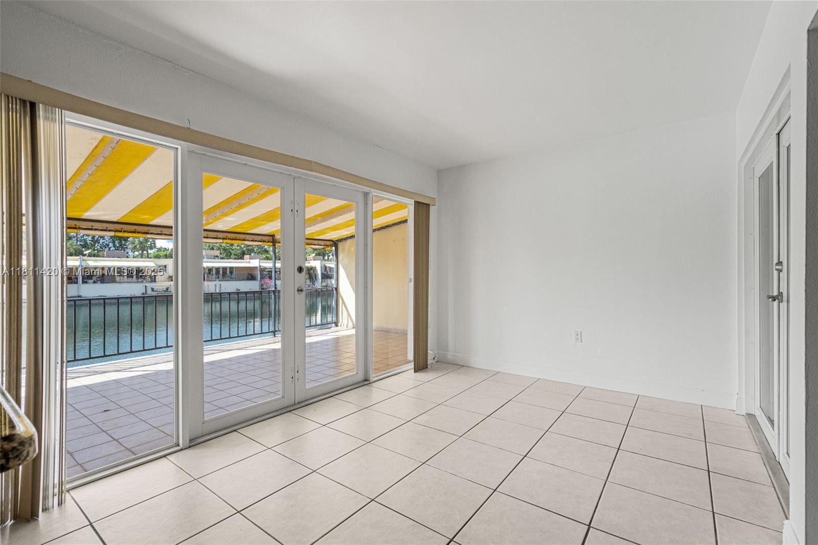 15504 Sharpecroft Dr, Miami Lakes, Florida image 25