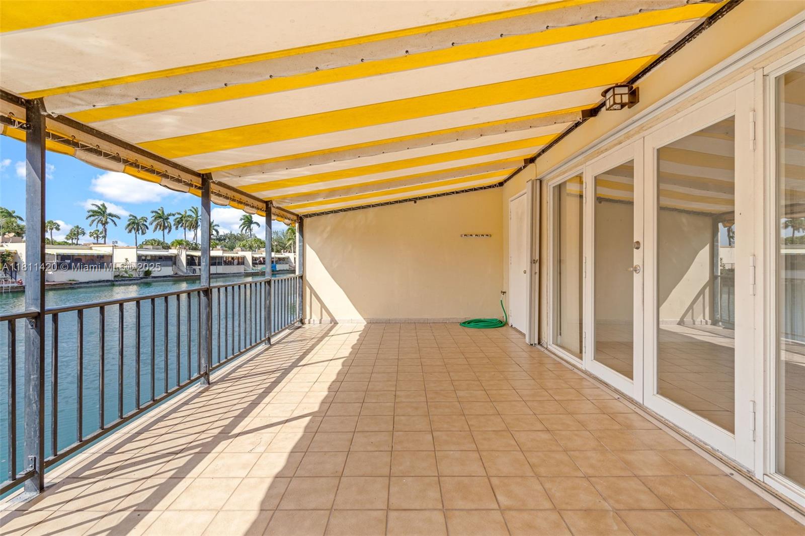 15504 Sharpecroft Dr, Miami Lakes, Florida image 35