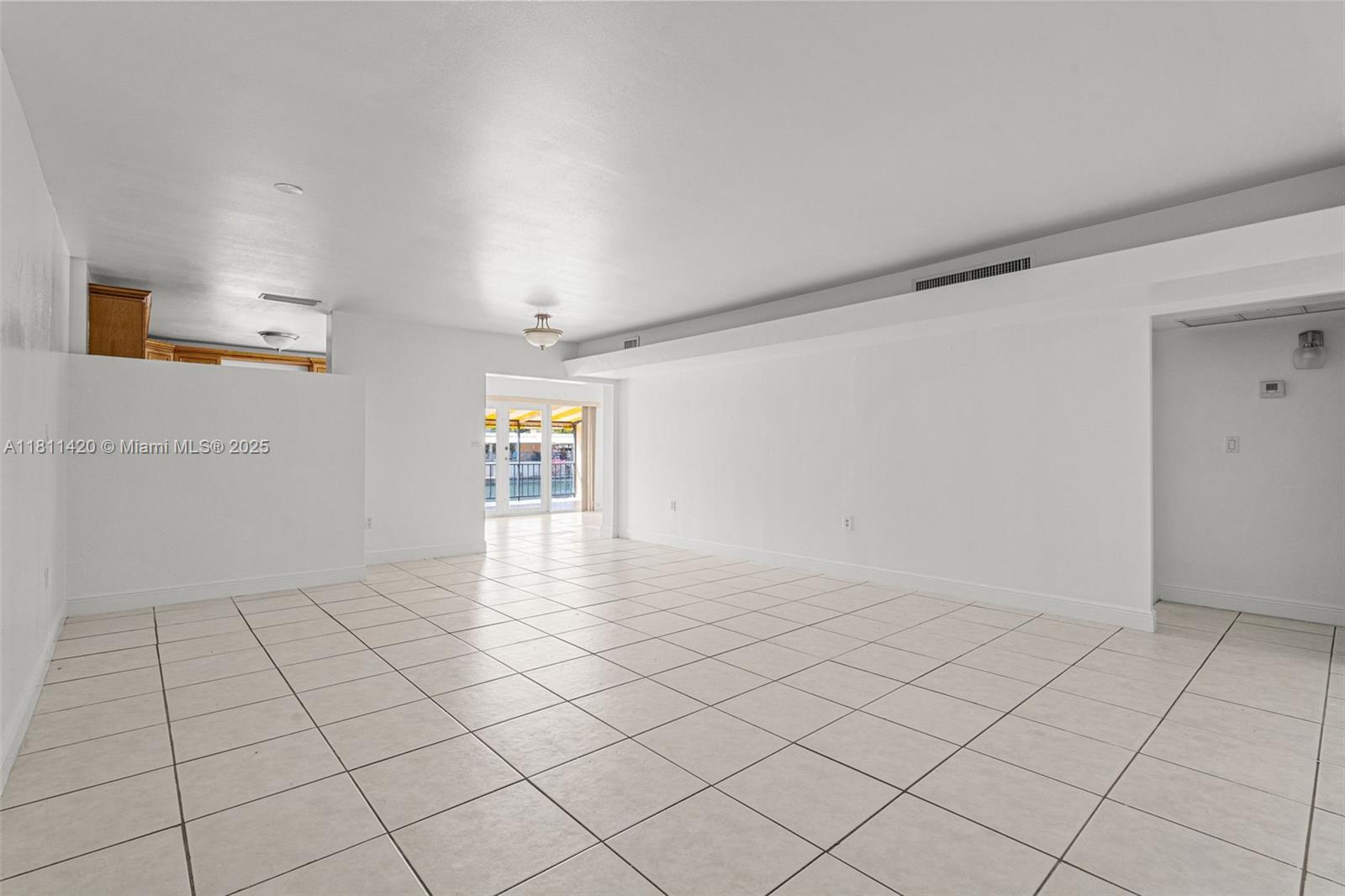 15504 Sharpecroft Dr, Miami Lakes, Florida image 7