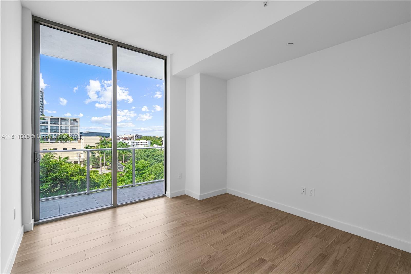 2678 Tigertail Ave #513, Coconut Grove, Florida image 12