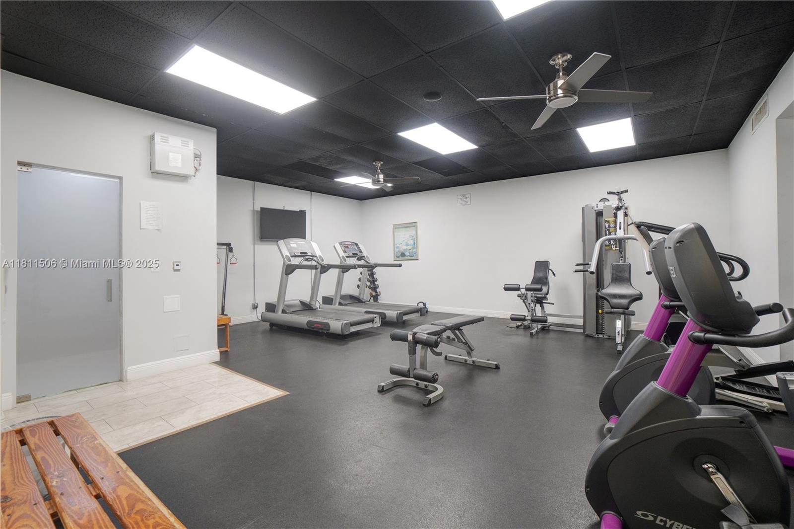 322 Briarwood Cir #1-17, Hollywood, Florida image 39